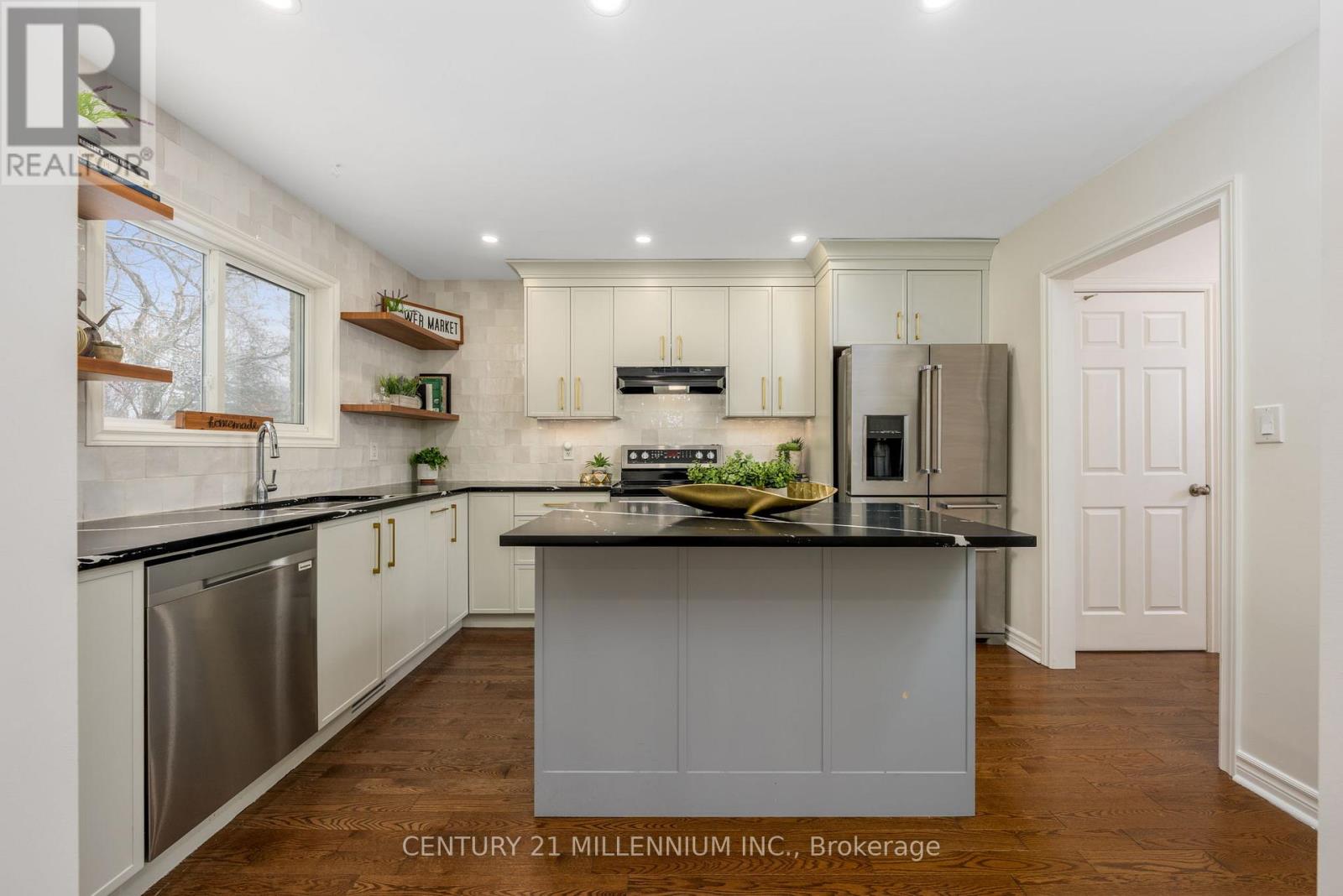 25 Davenport Crescent, Brampton, Ontario  L6T 3L5 - Photo 16 - W12617330