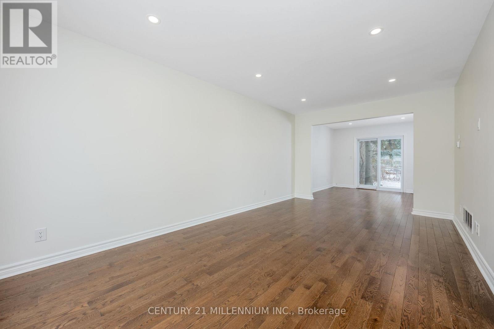 25 Davenport Crescent, Brampton, Ontario  L6T 3L5 - Photo 6 - W12617330