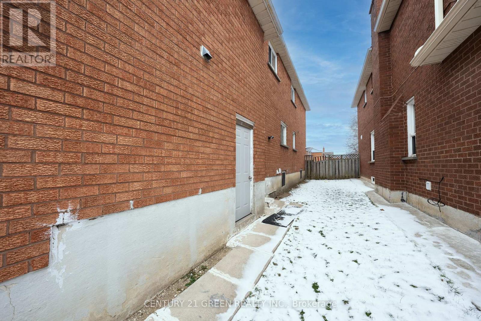 61 Kingknoll Drive, Brampton, Ontario  L6Y 3G6 - Photo 27 - W12617332