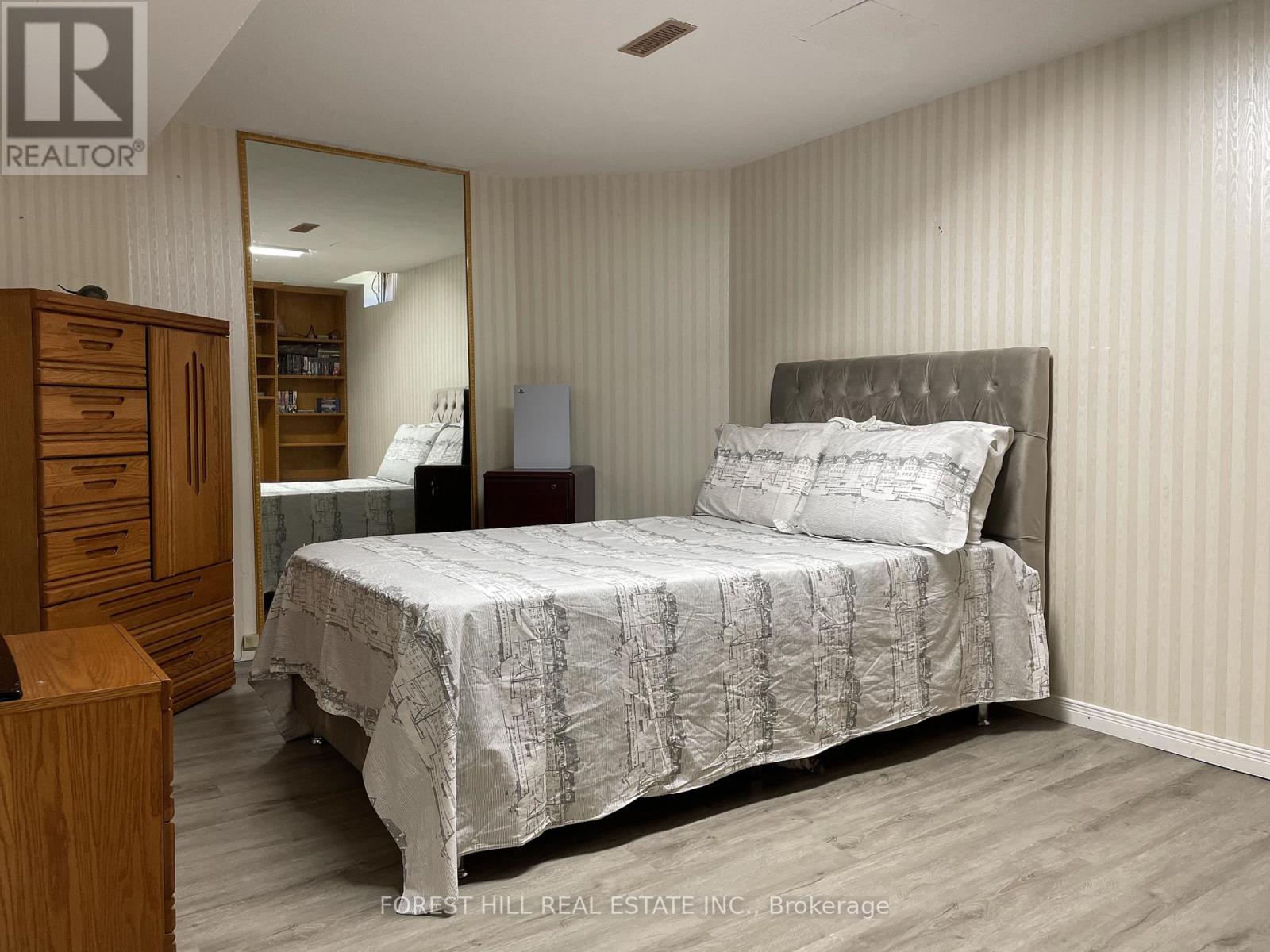 176 Golfview Road, London South, Ontario  N6C 5V4 - Photo 19 - X12611340