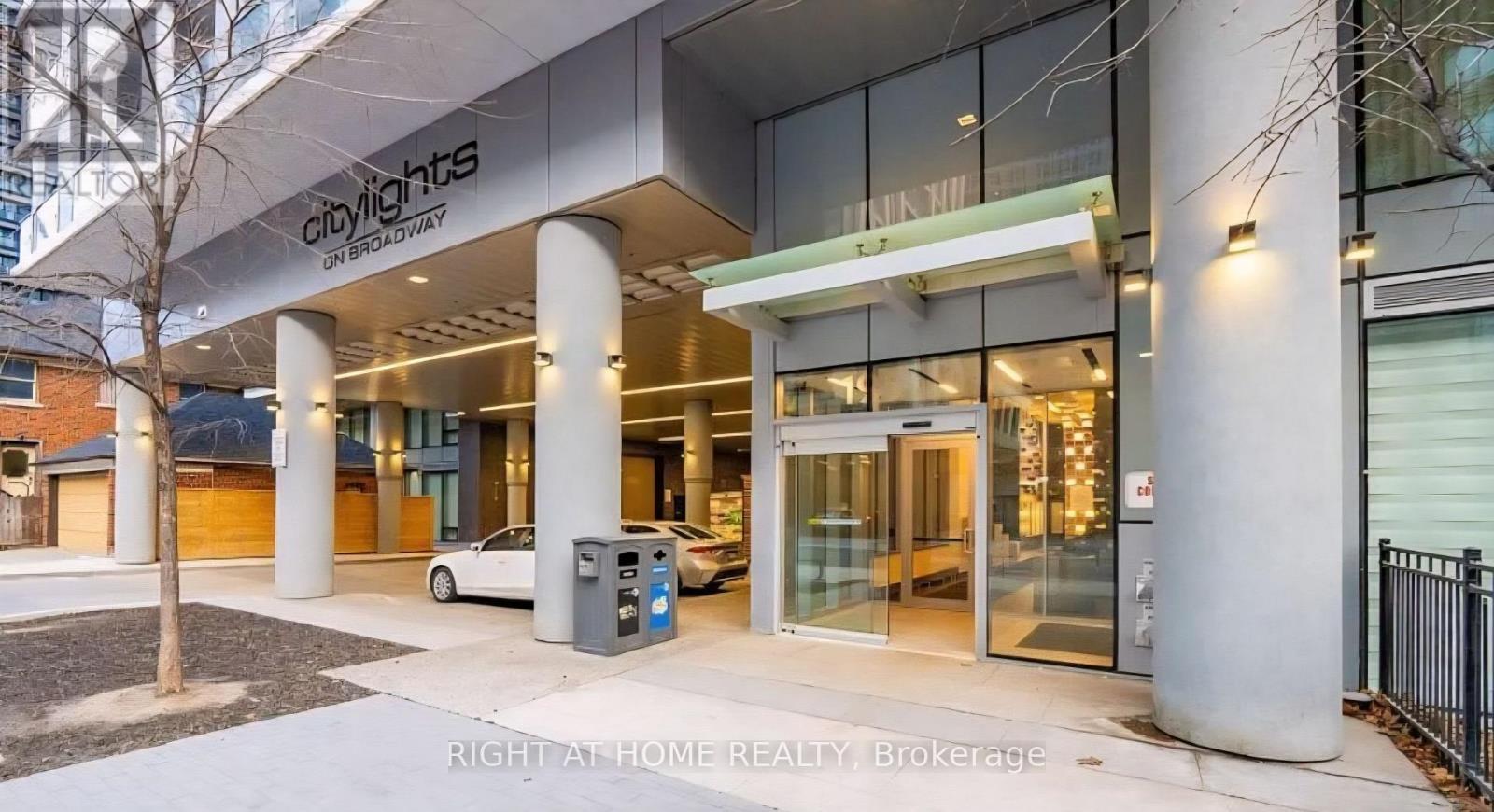 604 - 99 BROADWAY AVENUE, Toronto, Ontario