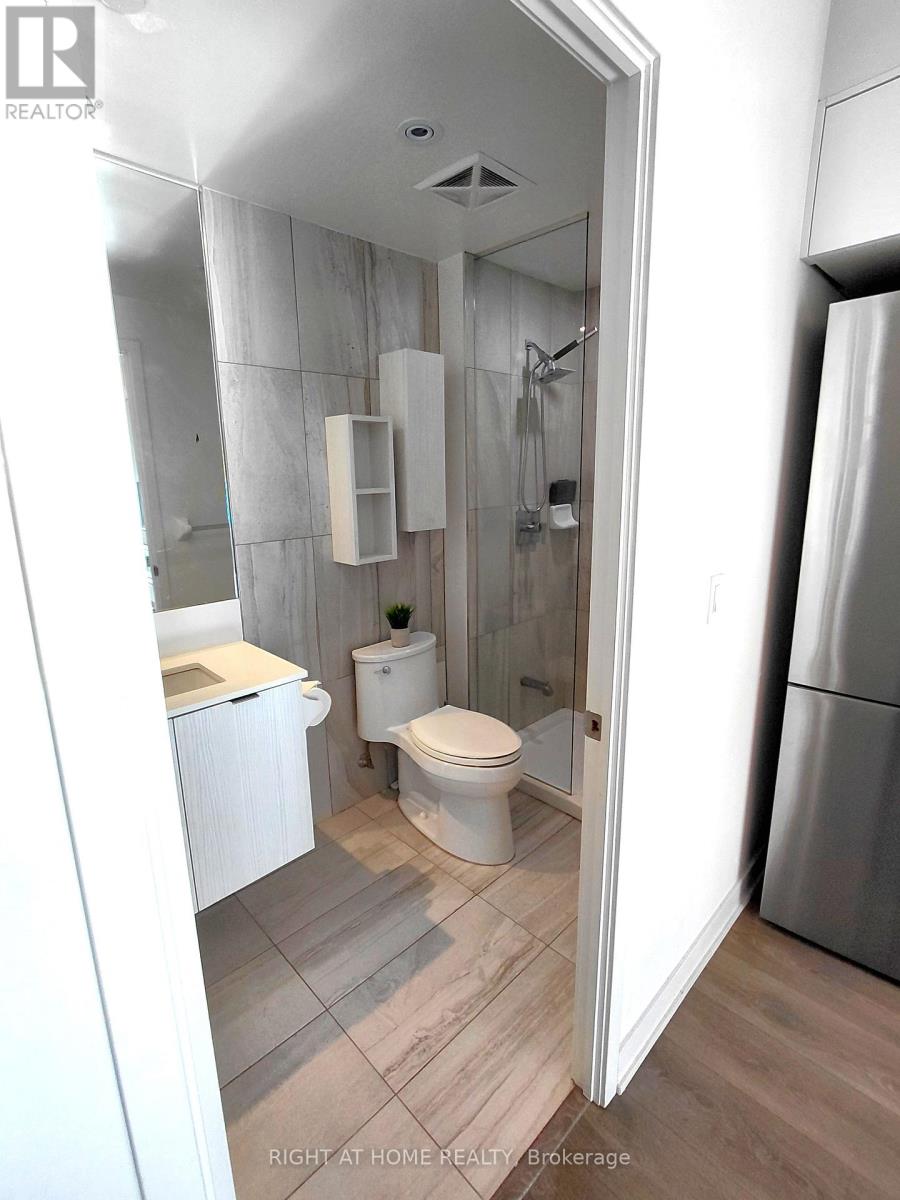 604 - 99 Broadway Avenue, Toronto, Ontario  M4P 0E3 - Photo 8 - C12605974