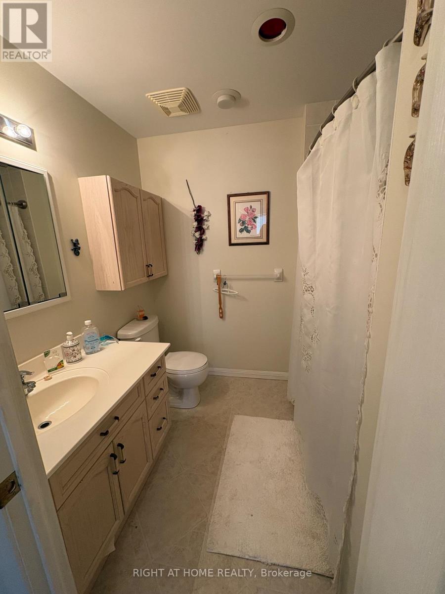 106 - 90 Dean Avenue, Barrie, Ontario  L4N 0M3 - Photo 32 - S12615686