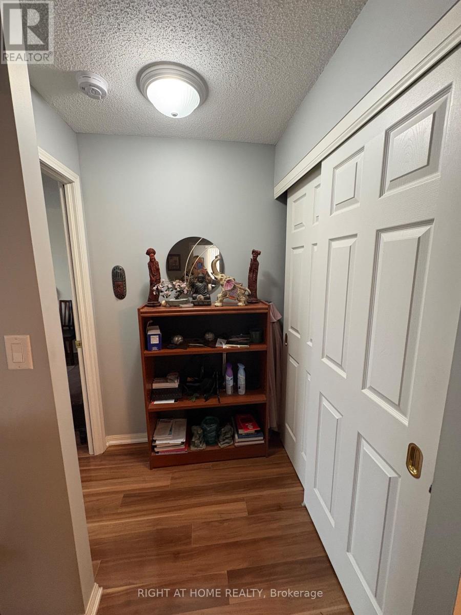 106 - 90 Dean Avenue, Barrie, Ontario  L4N 0M3 - Photo 34 - S12615686