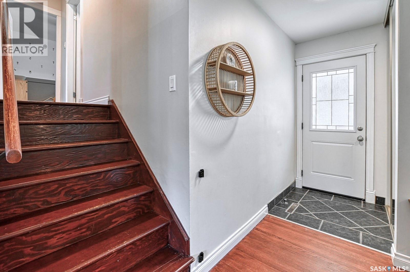 93 Cardinal Crescent, Regina, Saskatchewan  S4S 3H8 - Photo 3 - SK025491