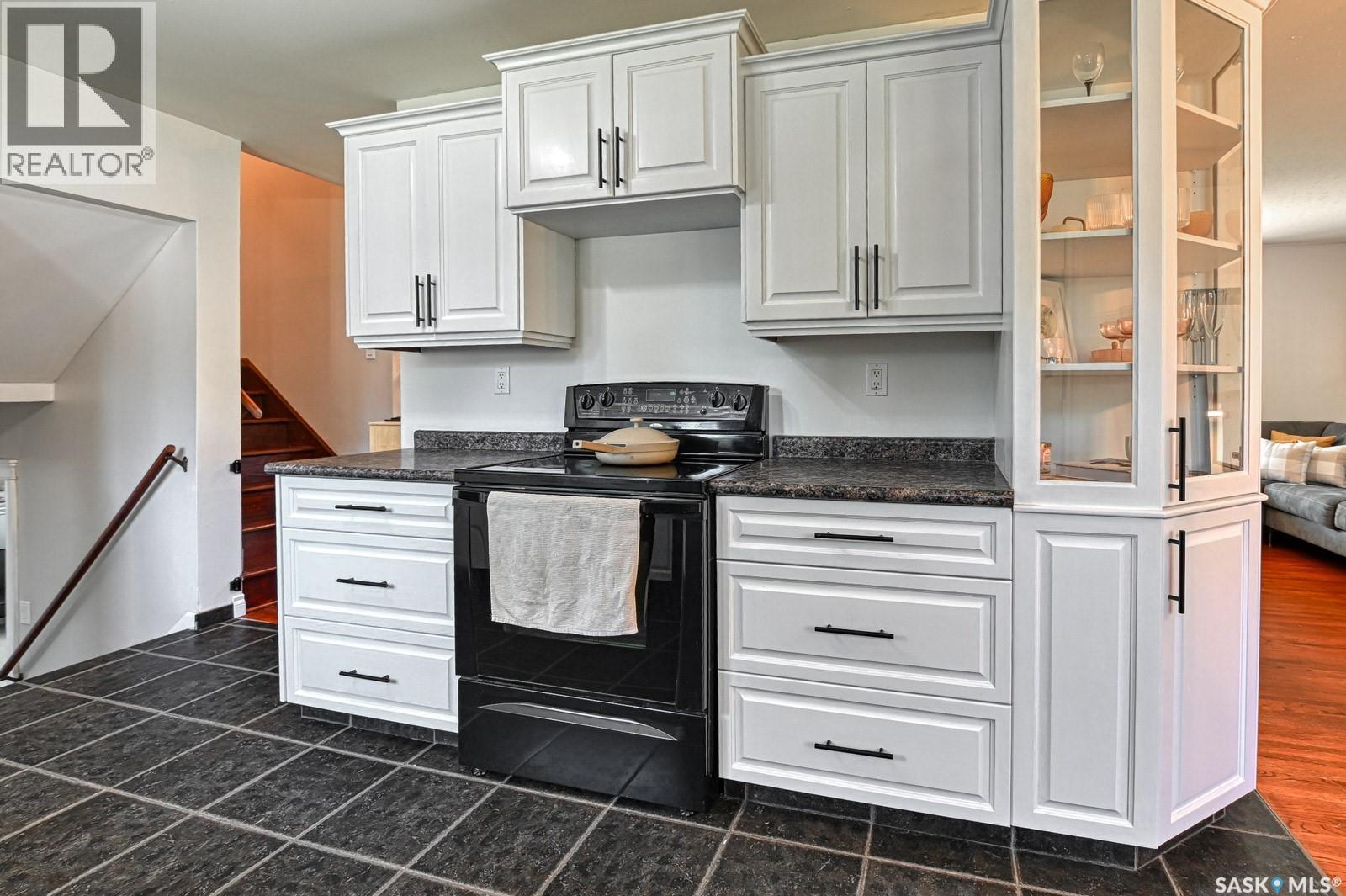 93 Cardinal Crescent, Regina, Saskatchewan  S4S 3H8 - Photo 9 - SK025491