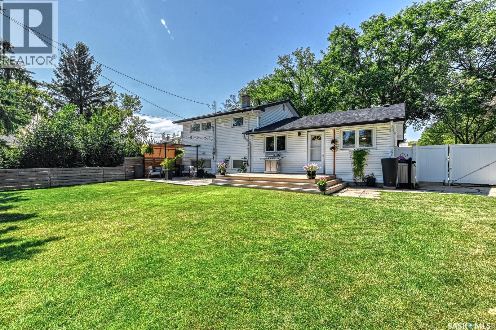 93 Cardinal Crescent, Regina, Saskatchewan  S4S 3H8 - Photo 28 - SK025491