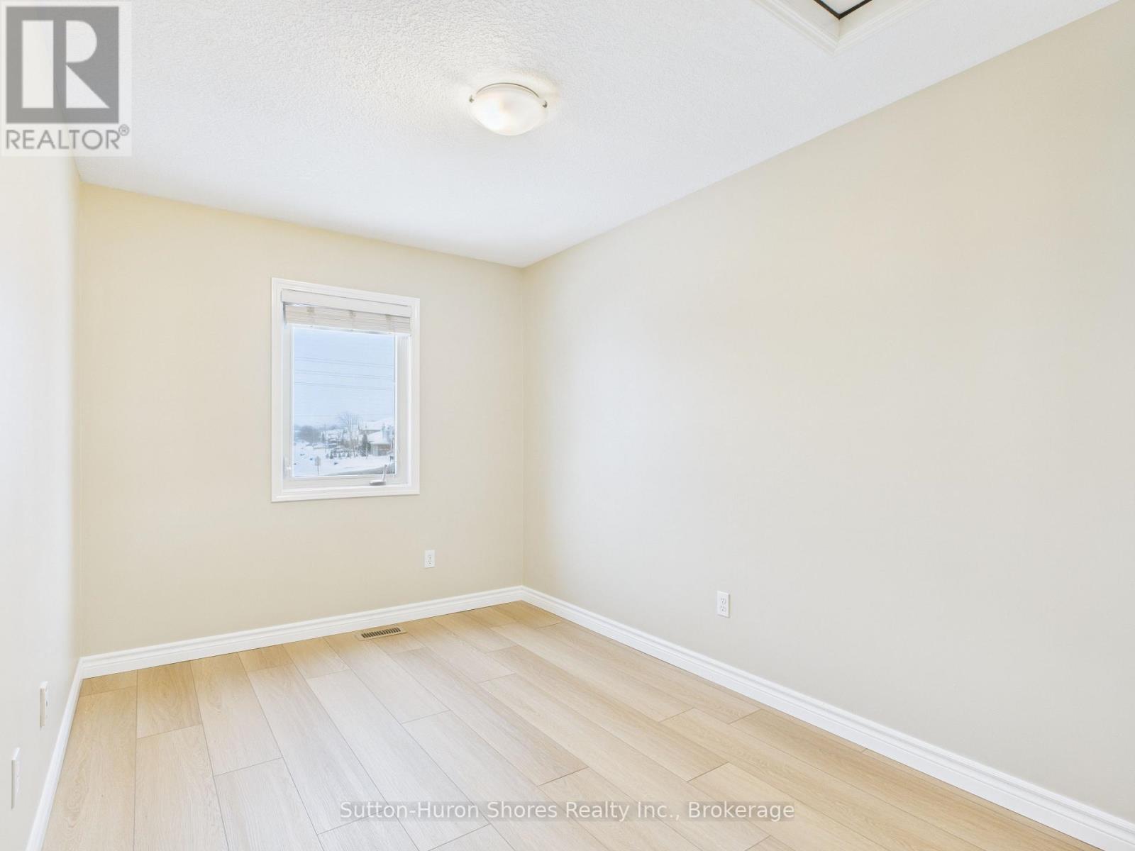 2 - 409 Joseph Street, Saugeen Shores, Ontario N0H 2C2 - Photo 21 - X12611308