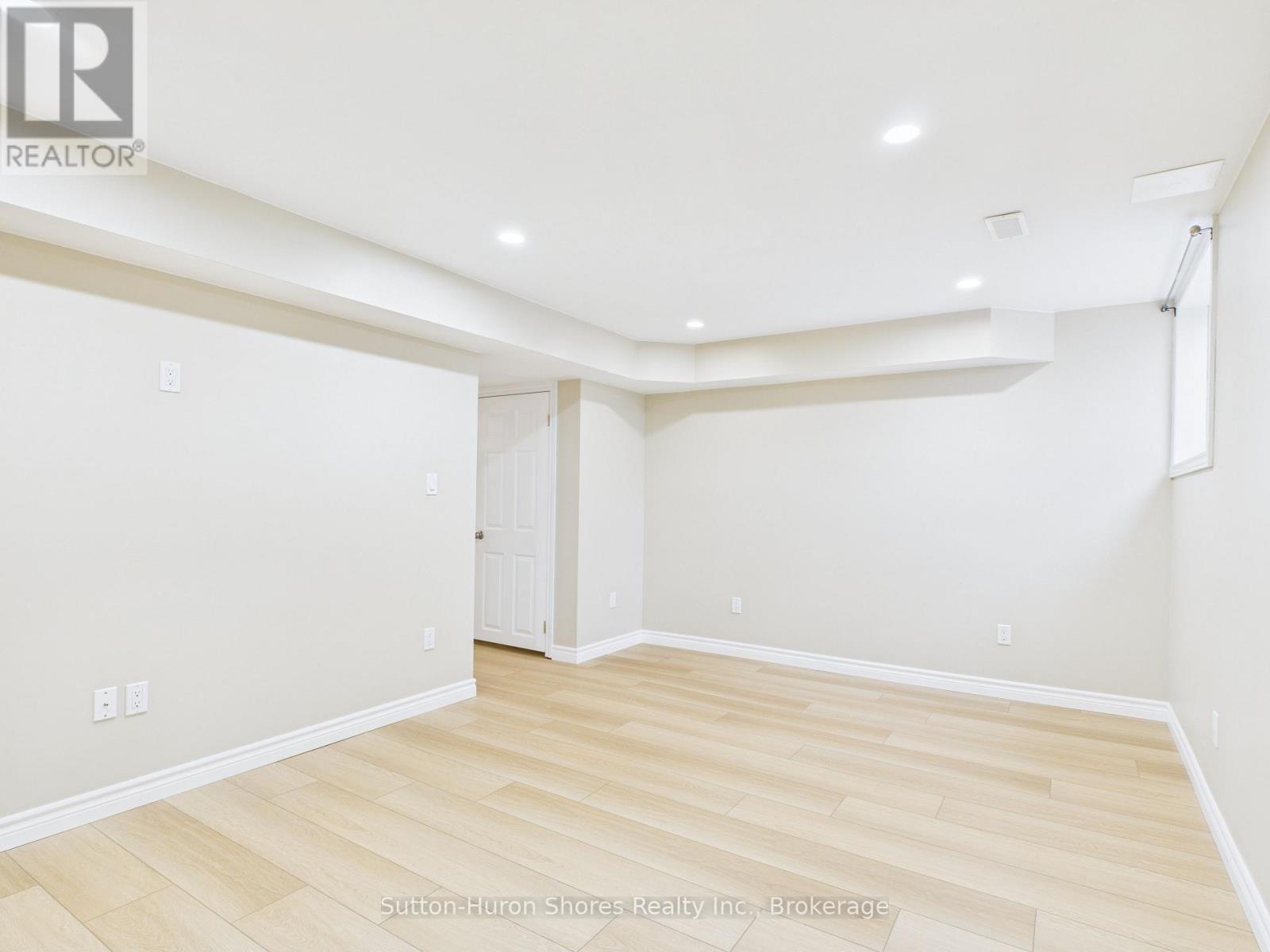 2 - 409 Joseph Street, Saugeen Shores, Ontario N0H 2C2 - Photo 28 - X12611308