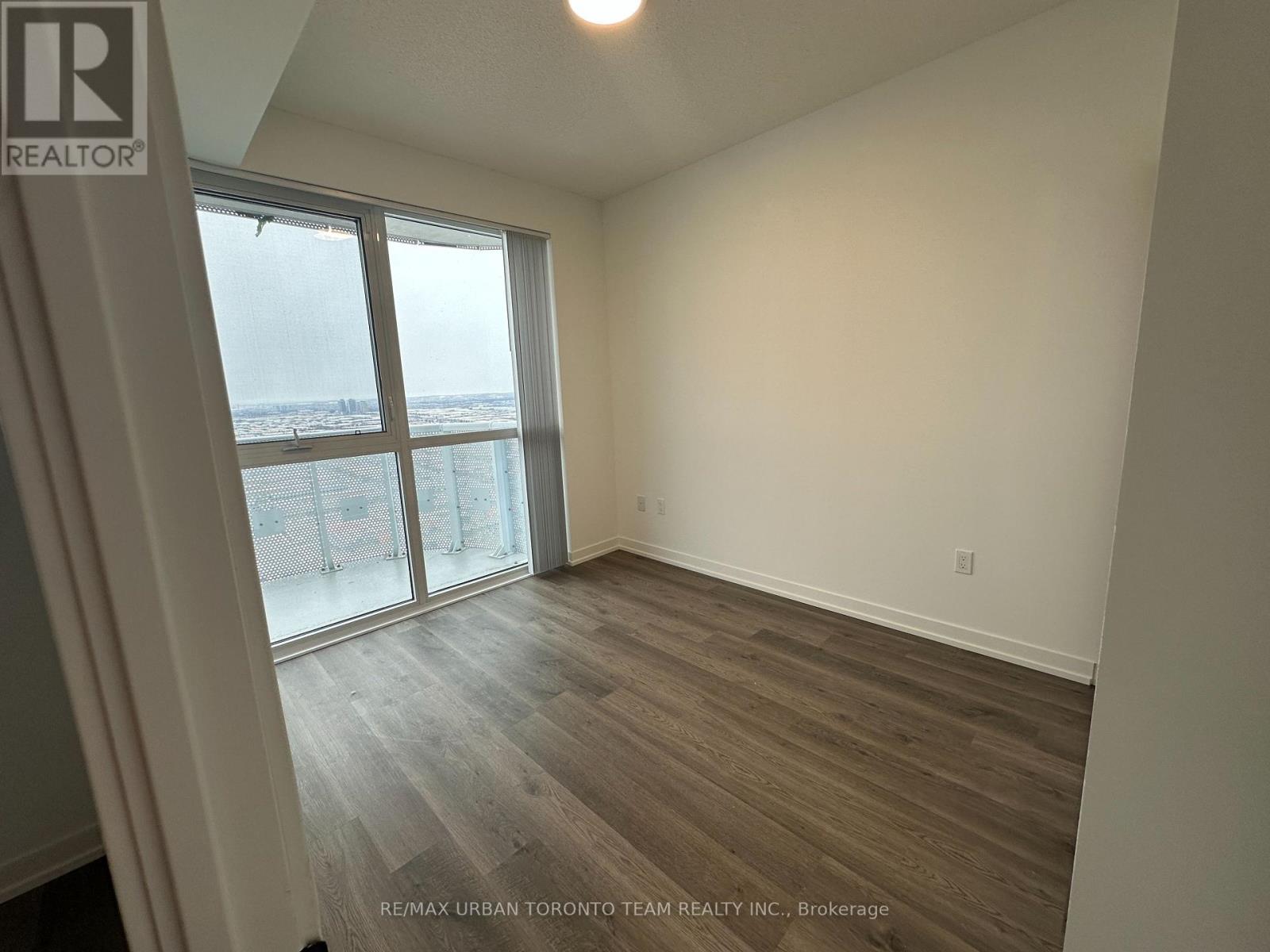 4105 - 8 Interchange Way, Vaughan, Ontario  L4K 5Z7 - Photo 10 - N12617346