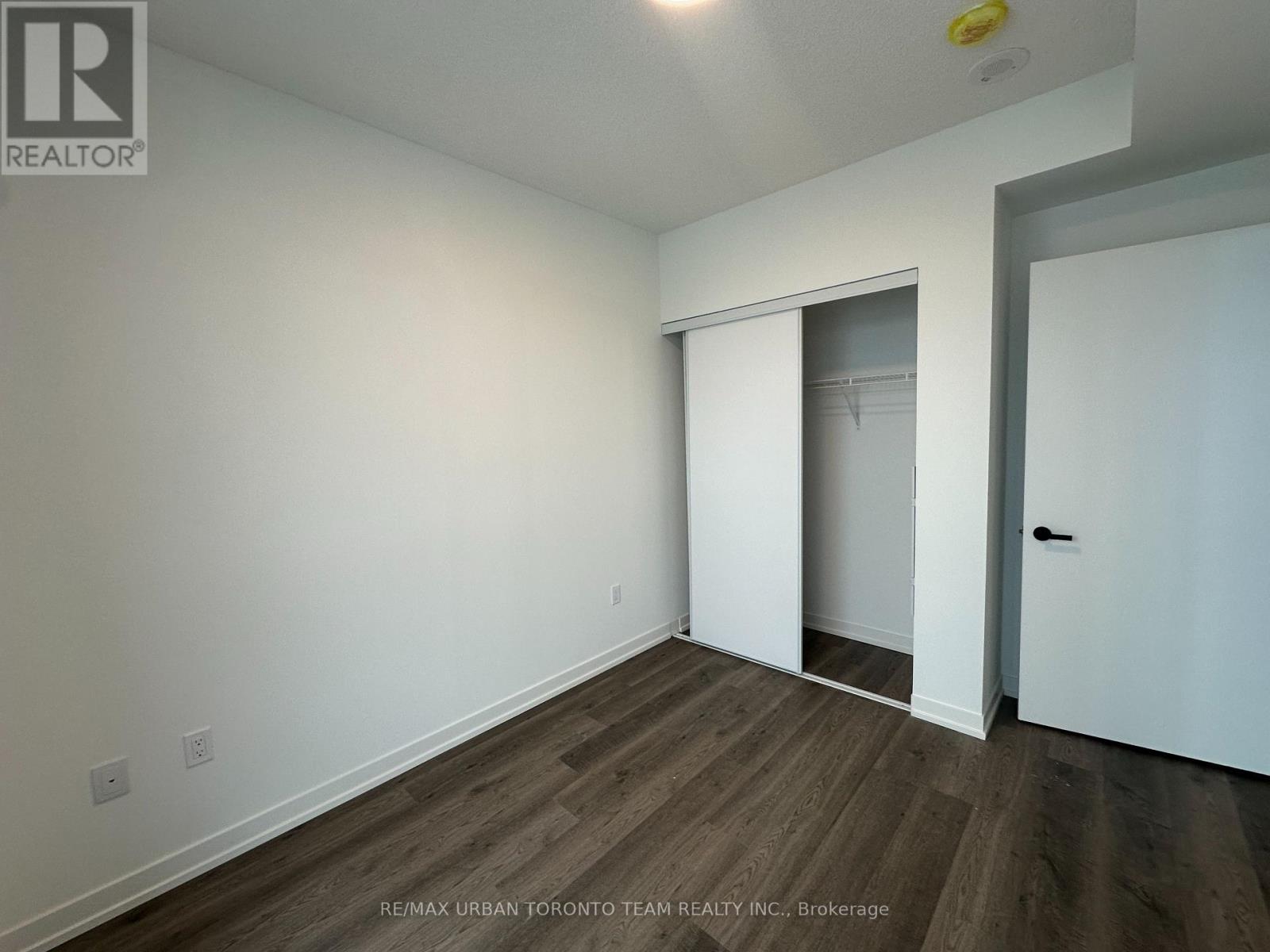 4105 - 8 Interchange Way, Vaughan, Ontario  L4K 5Z7 - Photo 11 - N12617346