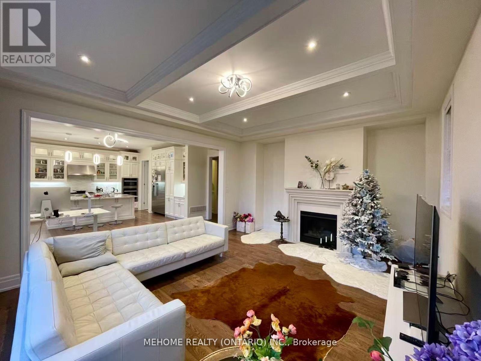 51 Bridgepointe Court, Aurora, Ontario  L4G 3H8 - Photo 13 - N12617356