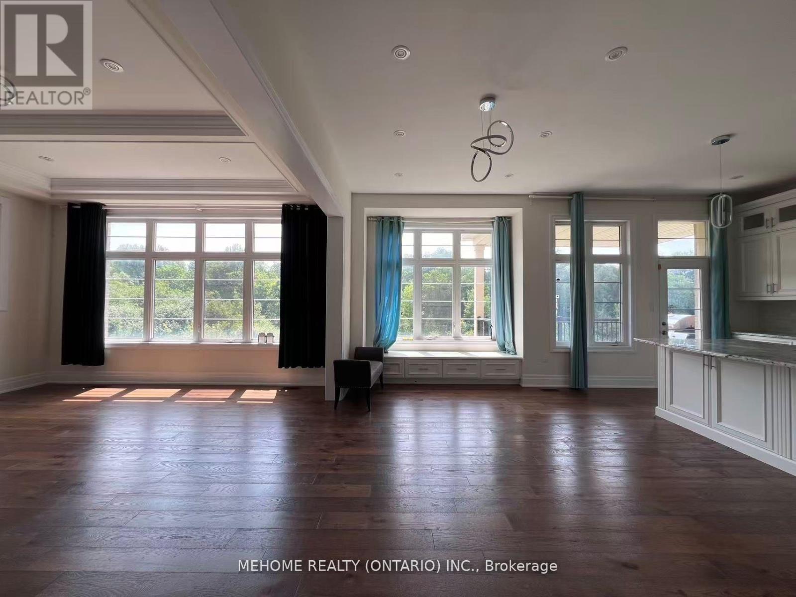 51 Bridgepointe Court, Aurora, Ontario  L4G 3H8 - Photo 24 - N12617356