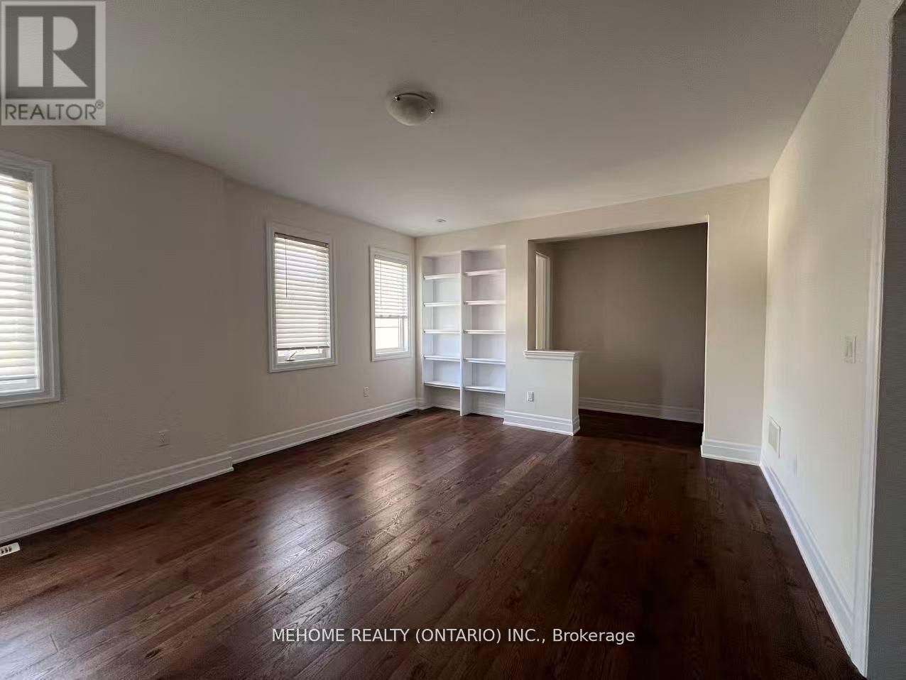 51 Bridgepointe Court, Aurora, Ontario  L4G 3H8 - Photo 6 - N12617356