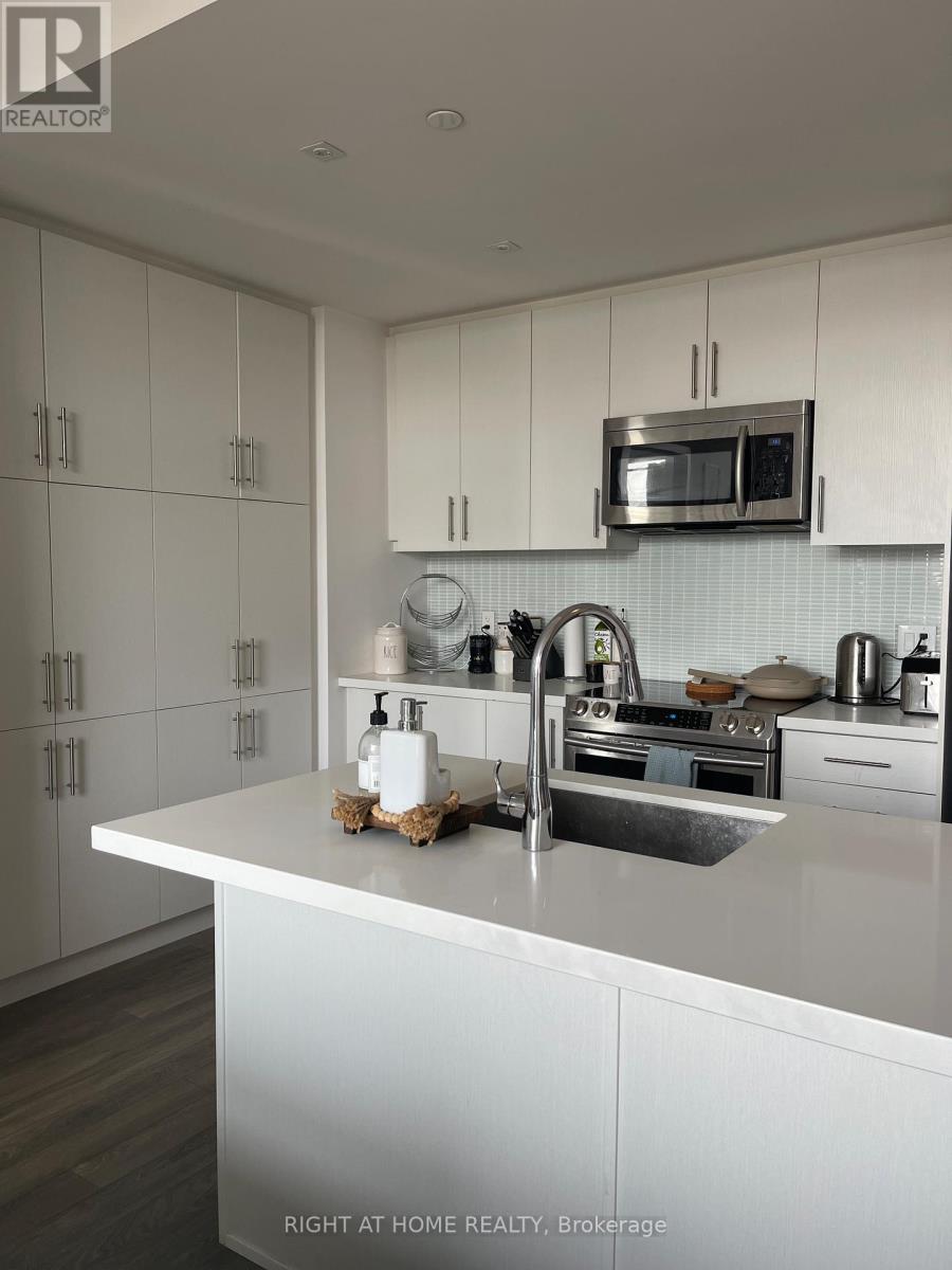 403 - 375 Sea Ray Avenue, Innisfil, Ontario  L9S 0M3 - Photo 2 - N12617362