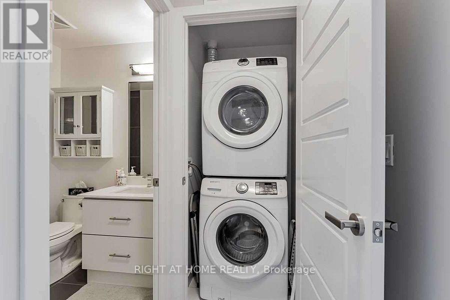 403 - 375 Sea Ray Avenue, Innisfil, Ontario  L9S 0M3 - Photo 5 - N12617362