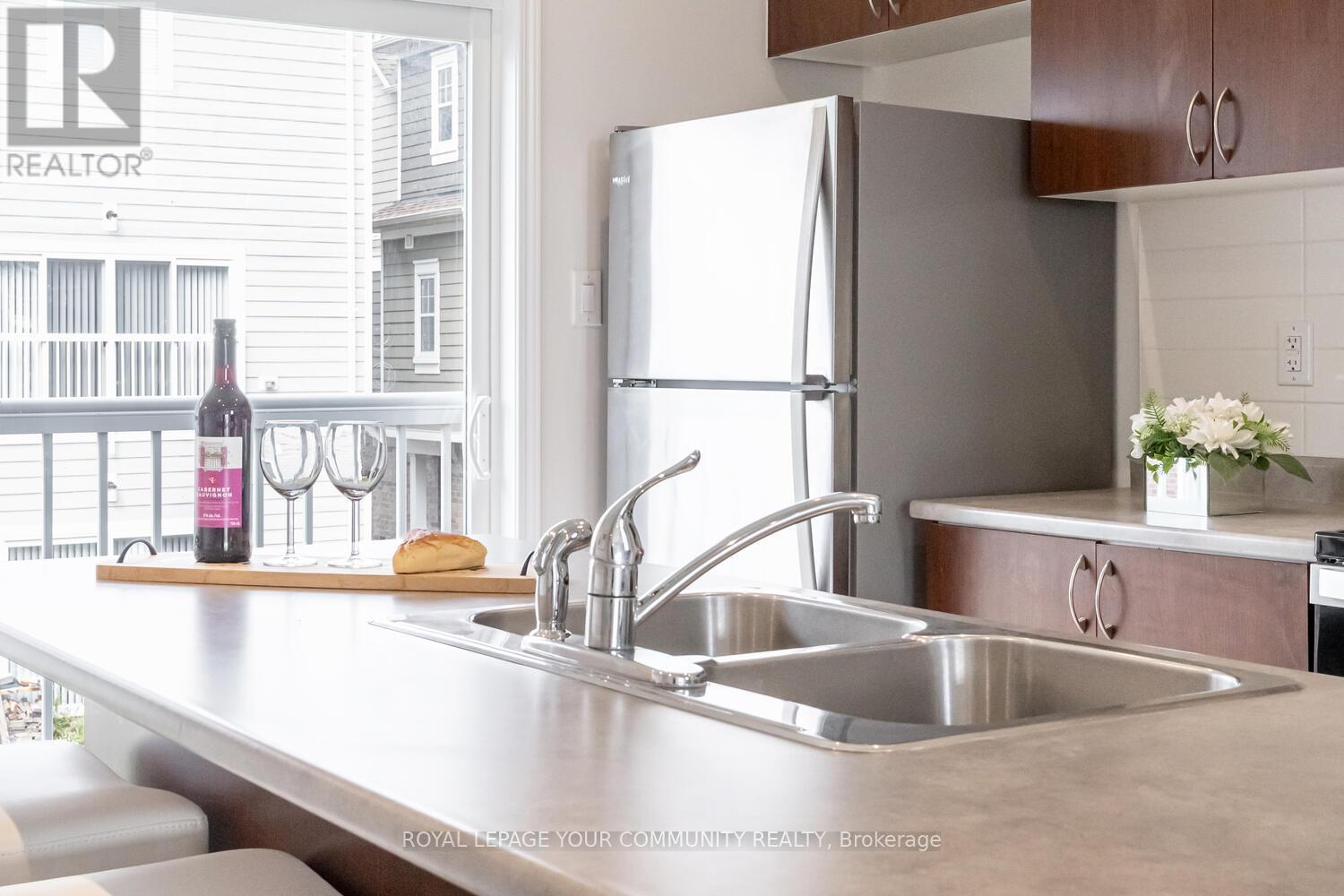 25 Shelburne Avenue, Wasaga Beach, Ontario  L9Z 2X2 - Photo 15 - S12617350