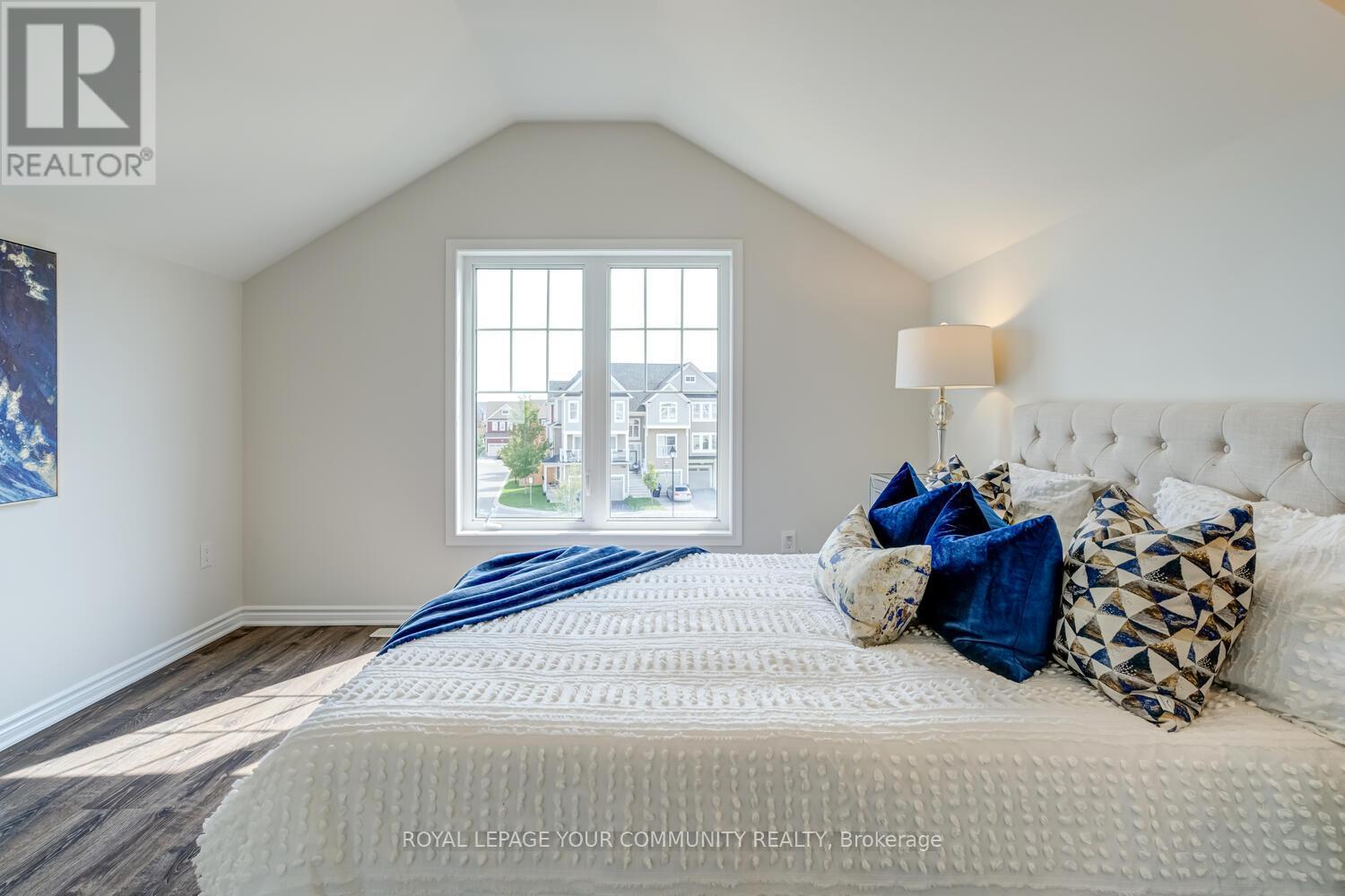 25 Shelburne Avenue, Wasaga Beach, Ontario  L9Z 2X2 - Photo 38 - S12617350