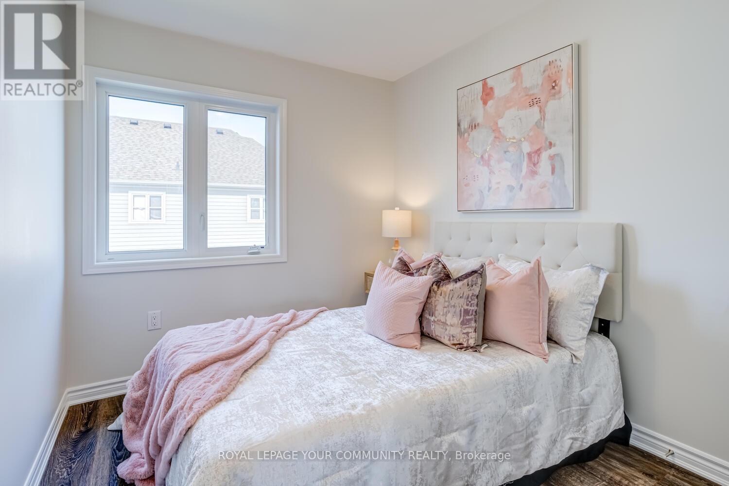 25 Shelburne Avenue, Wasaga Beach, Ontario  L9Z 2X2 - Photo 40 - S12617350