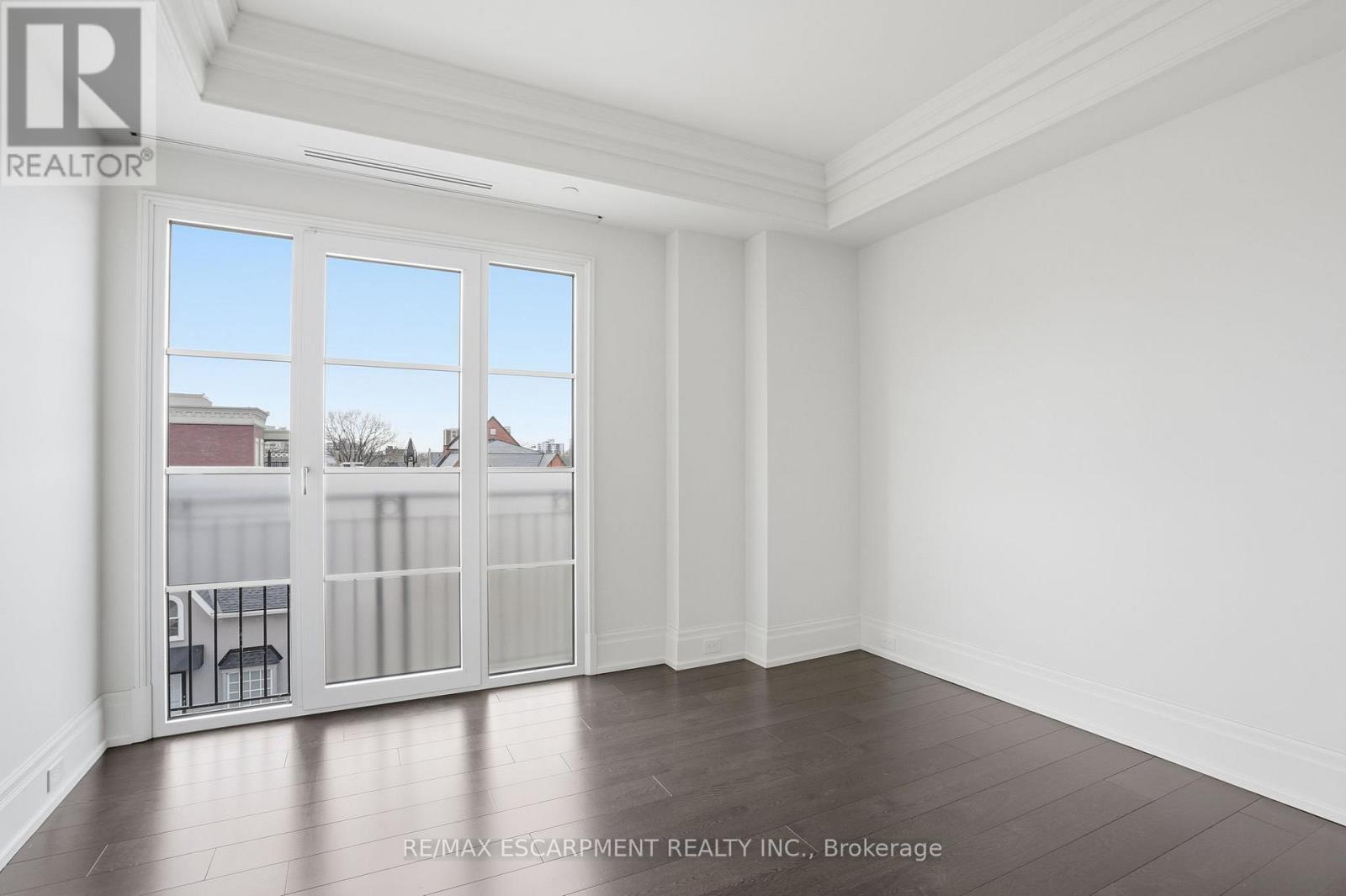 312 - 300 Randall Street, Oakville, Ontario  L6J 0G2 - Photo 16 - W12617360