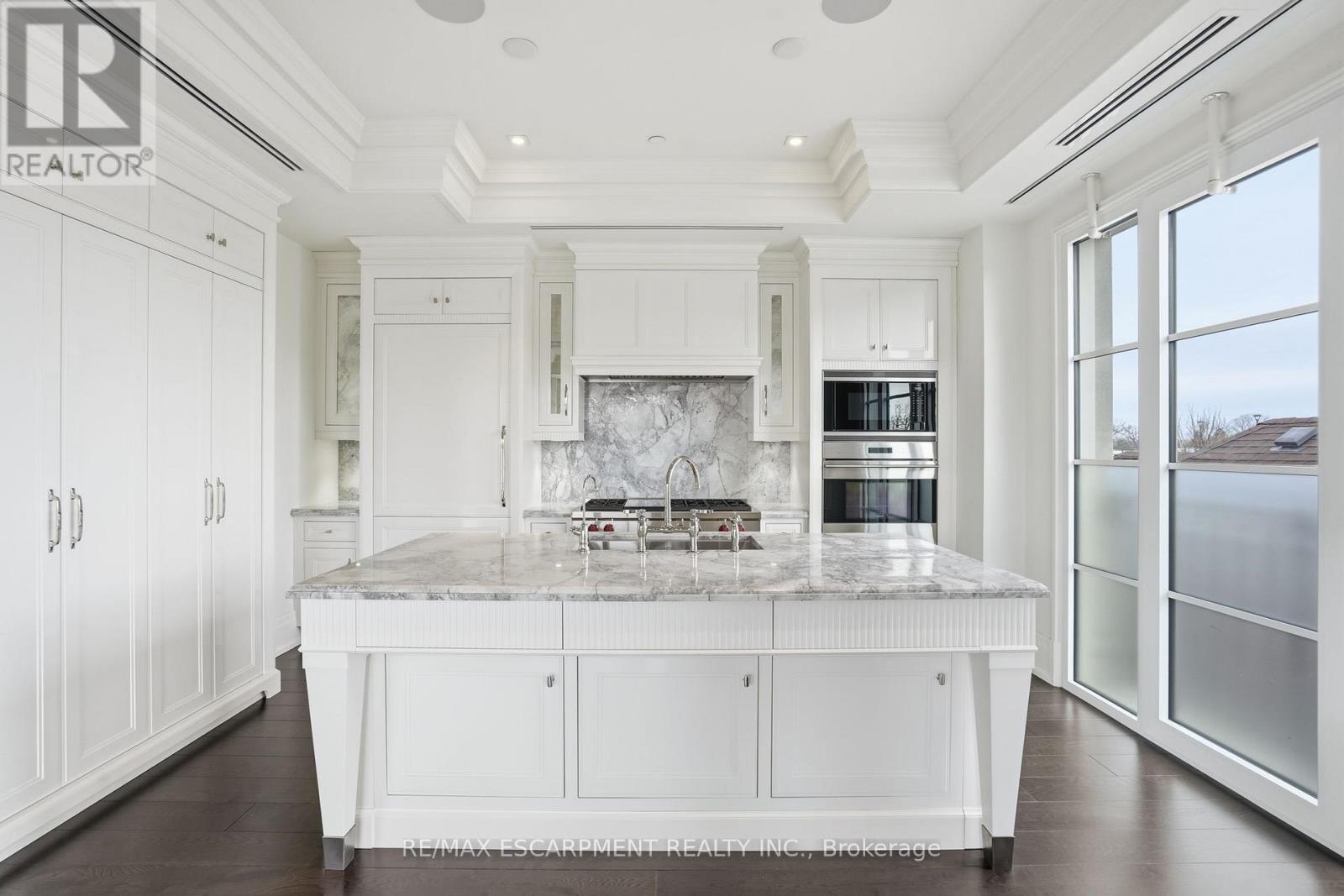 312 - 300 Randall Street, Oakville, Ontario  L6J 0G2 - Photo 46 - W12617360