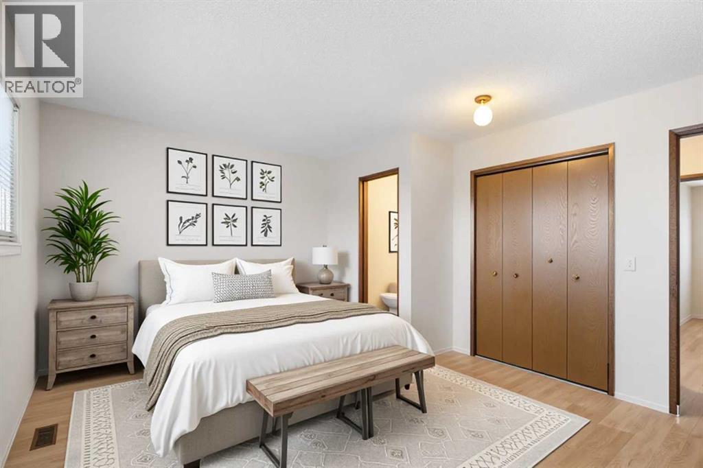 15 Edgedale Way Nw, Calgary, Alberta  T3A 2P7 - Photo 2 - A2274550