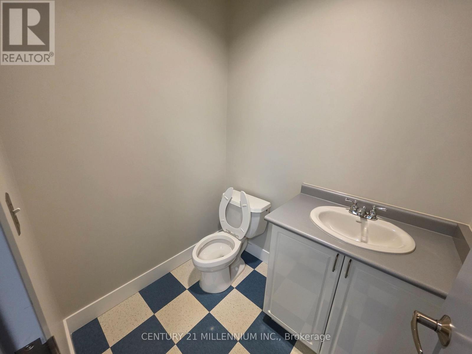 212 - 2250 Bovaird Drive E, Brampton, Ontario L6R 0W3 - Photo 28 - W12616822