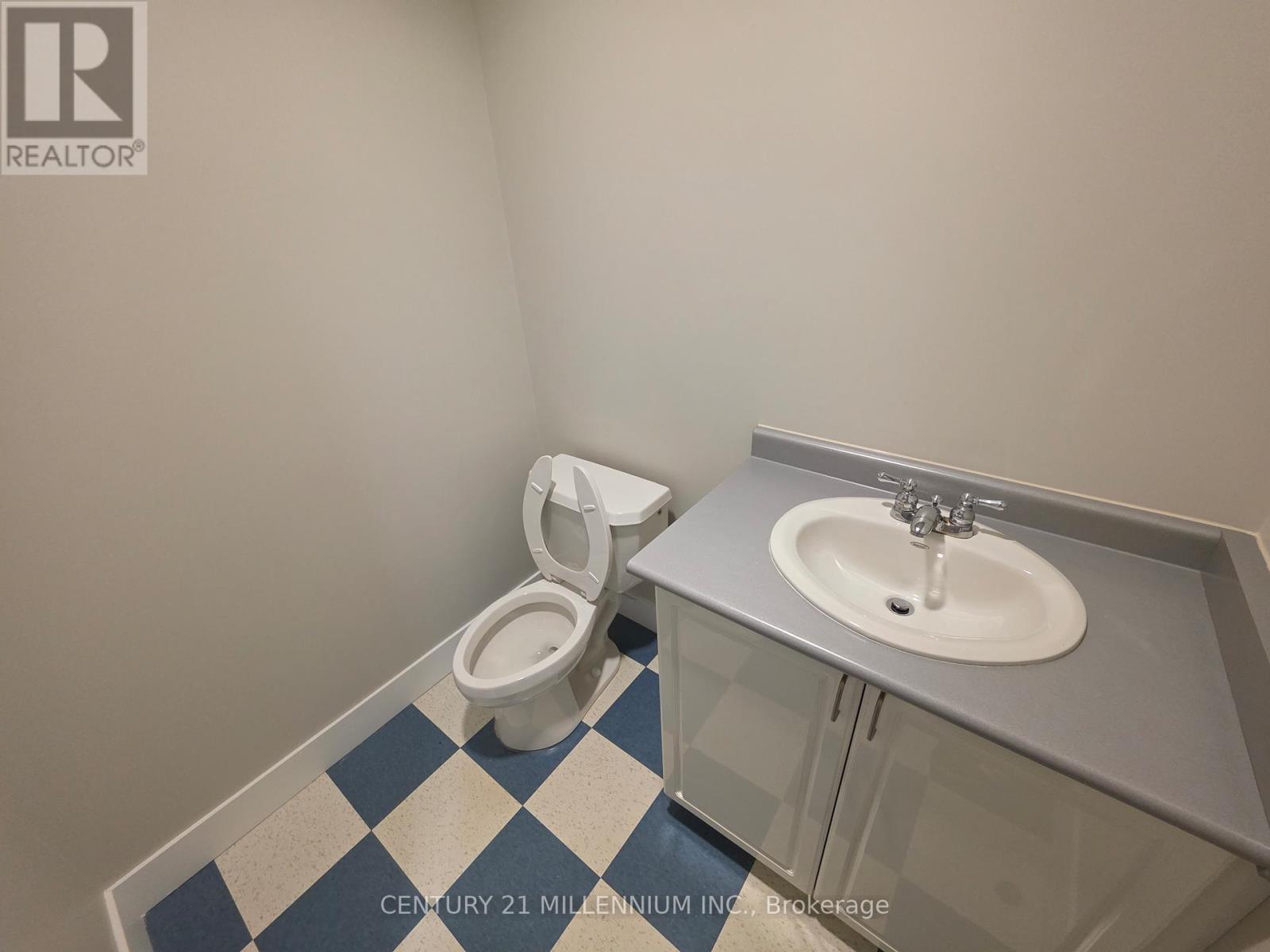 212 - 2250 Bovaird Drive E, Brampton, Ontario L6R 0W3 - Photo 9 - W12616822