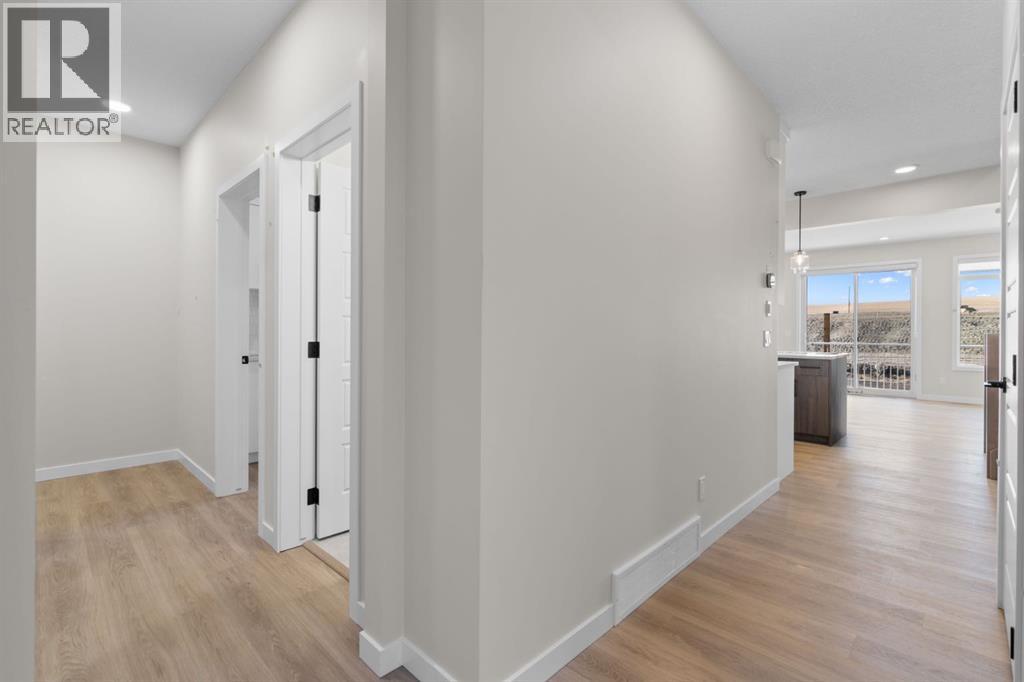 4067 Sawgrass Street Nw, Airdrie, Alberta  T4B 5V4 - Photo 5 - A2233553