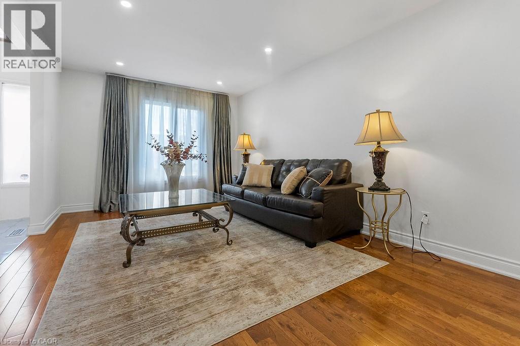 113 Greenshire Drive, Hamilton, Ontario  L9C 7G5 - Photo 7 - 40789670