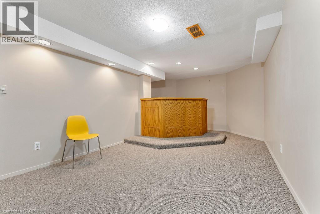 113 Greenshire Drive, Hamilton, Ontario  L9C 7G5 - Photo 39 - 40789670