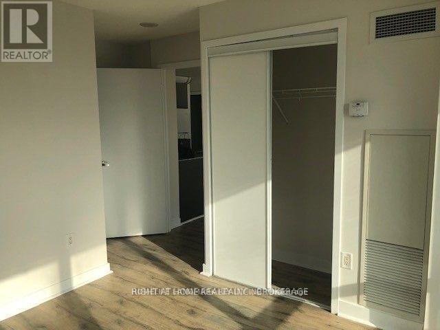 712 - 15 Fort York Boulevard, Toronto, Ontario  M5V 3Y4 - Photo 10 - C12617386