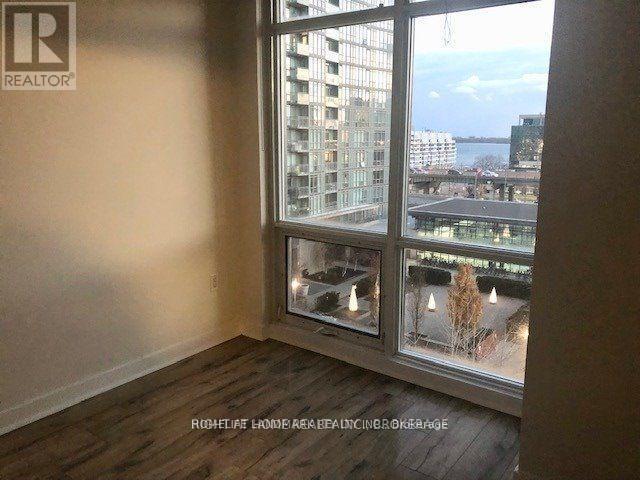 712 - 15 Fort York Boulevard, Toronto, Ontario  M5V 3Y4 - Photo 14 - C12617386