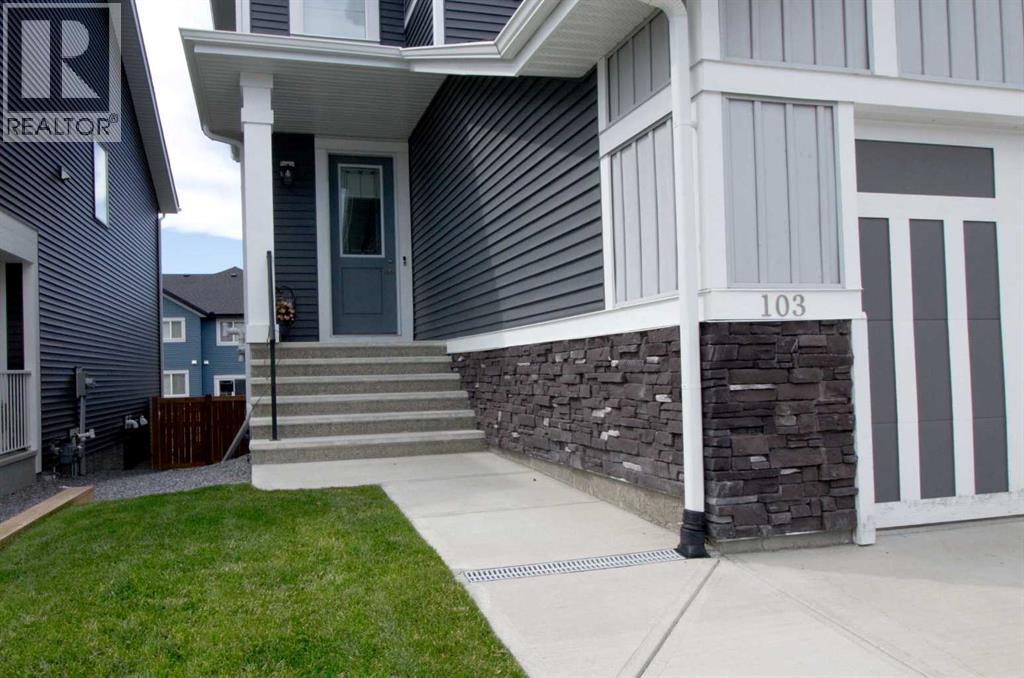 103 Sunrise Common, Cochrane, Alberta  T4C 2S2 - Photo 2 - A2247966