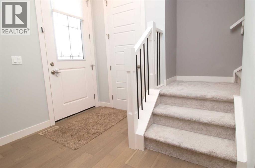 103 Sunrise Common, Cochrane, Alberta  T4C 2S2 - Photo 18 - A2247966