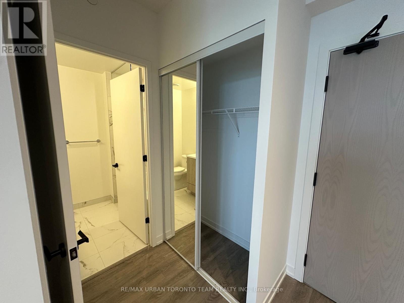 4505 - 8 Interchange Way, Vaughan, Ontario L4K 5Z7 - Photo 4 - N12617378