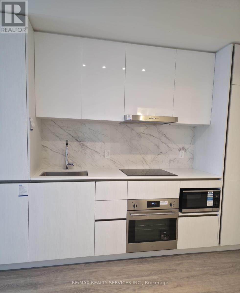 2008 - 8 Interchange Way, Vaughan, Ontario L4K 5Z7 - Photo 6 - N12617384