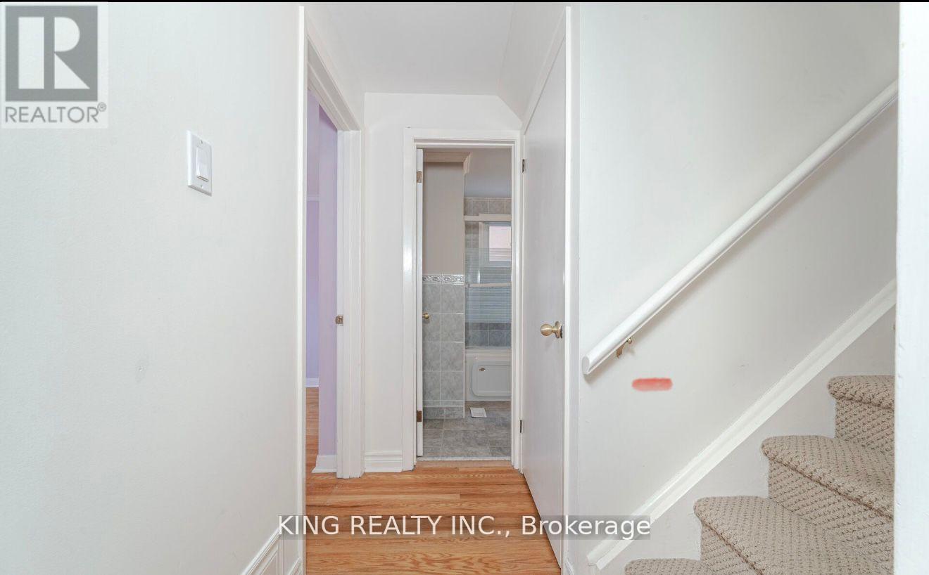 43 Grange Drive, Brampton, Ontario L6X 2H1 - Photo 20 - W12617374