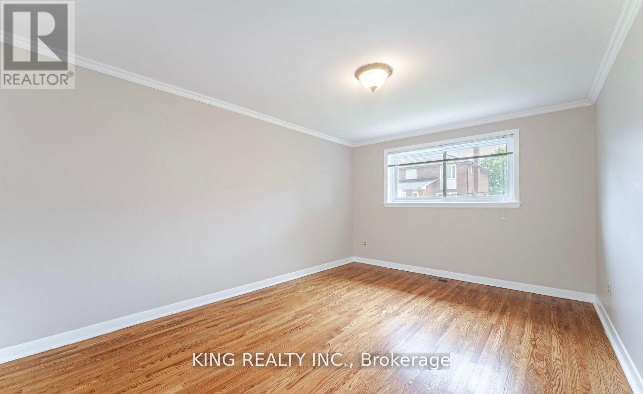 43 Grange Drive, Brampton, Ontario L6X 2H1 - Photo 24 - W12617374