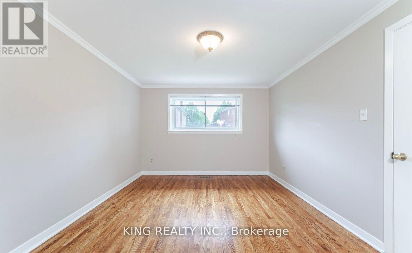 43 Grange Drive, Brampton, Ontario L6X 2H1 - Photo 25 - W12617374