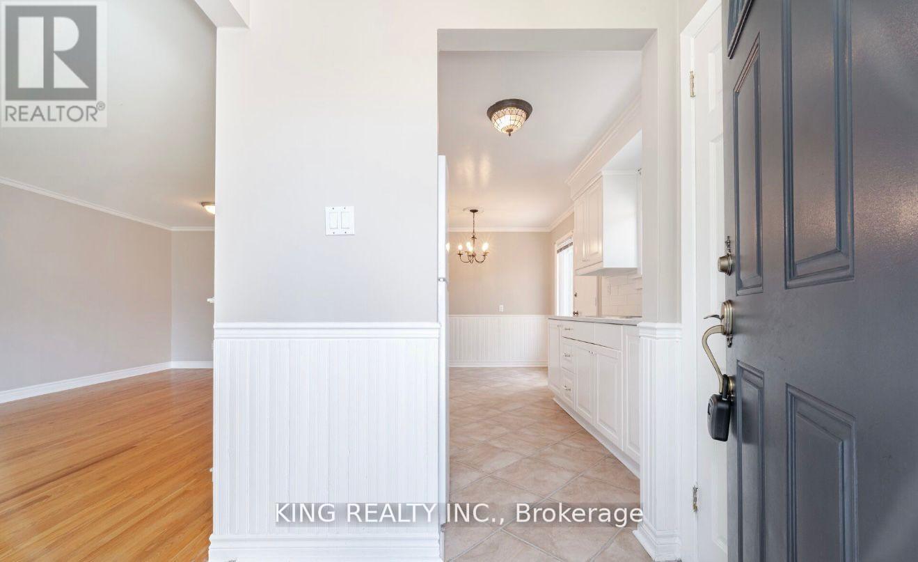 43 Grange Drive, Brampton, Ontario L6X 2H1 - Photo 35 - W12617374