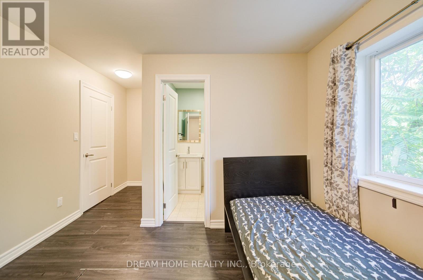 1015 - 1015 Weston Road, Toronto, Ontario M9N 0A2 - Photo 18 - W12617388