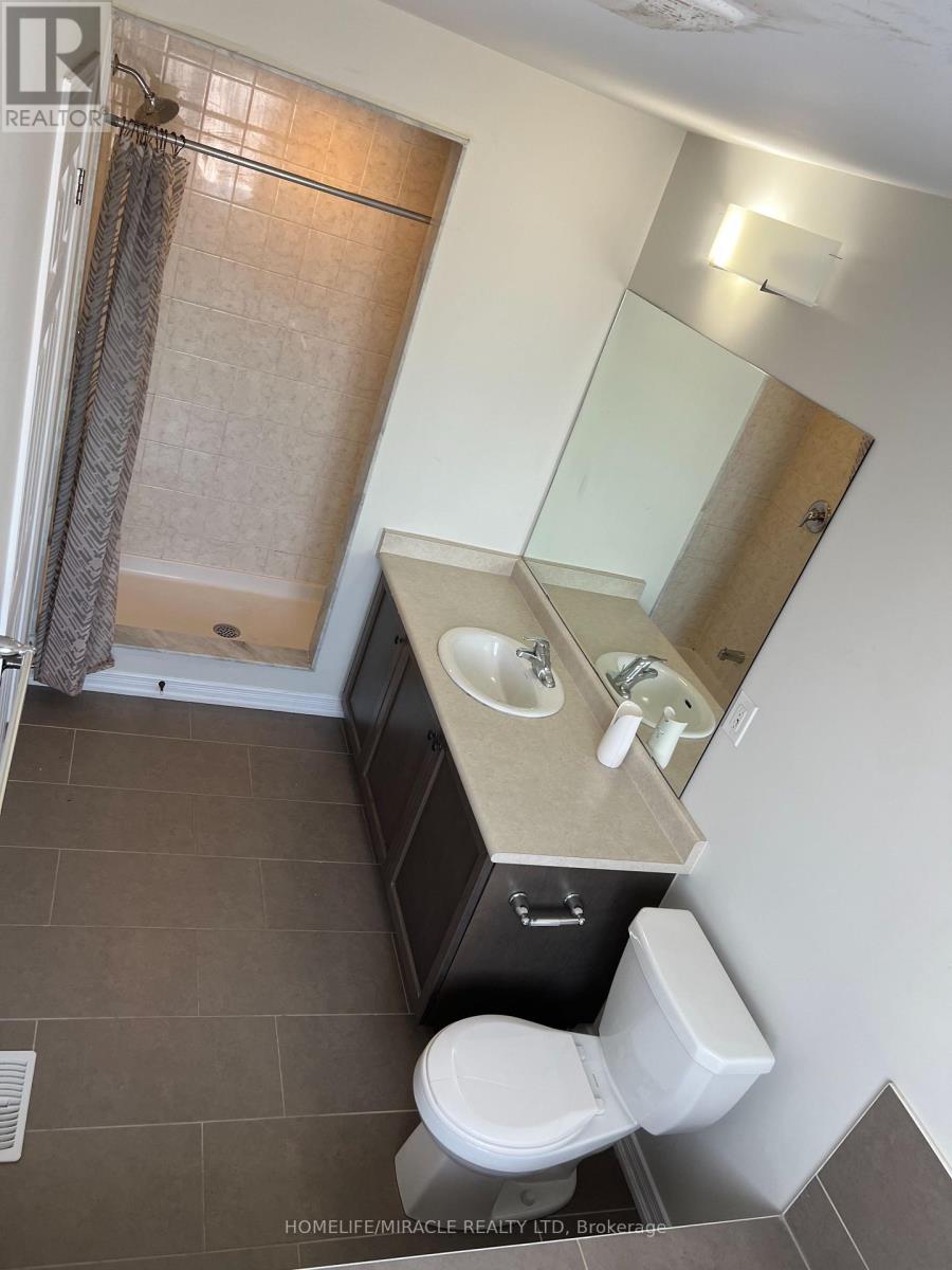 150 Golden Springs Drive, Brampton, Ontario L7A 4N7 - Photo 17 - W12617392