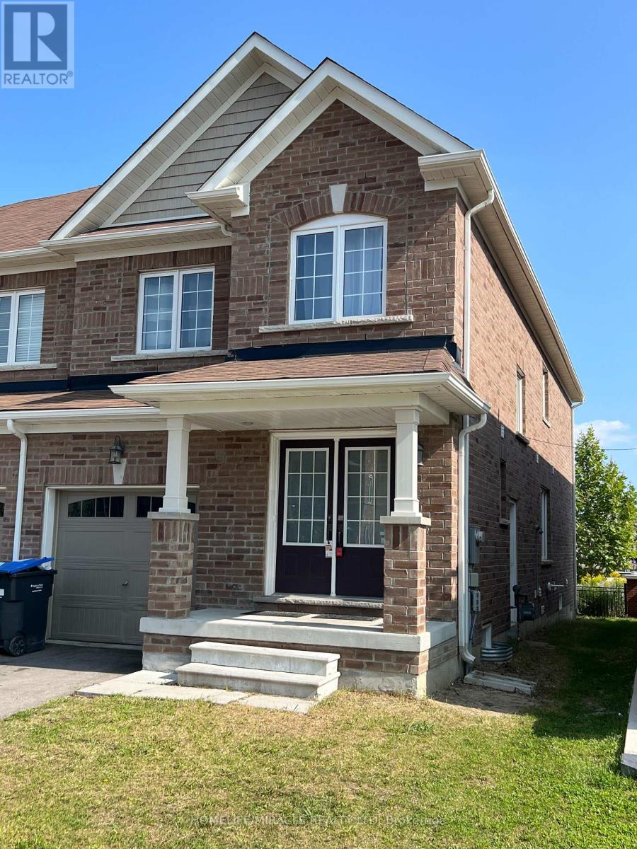 150 Golden Springs Drive, Brampton, Ontario L7A 4N7 - Photo 2 - W12617392