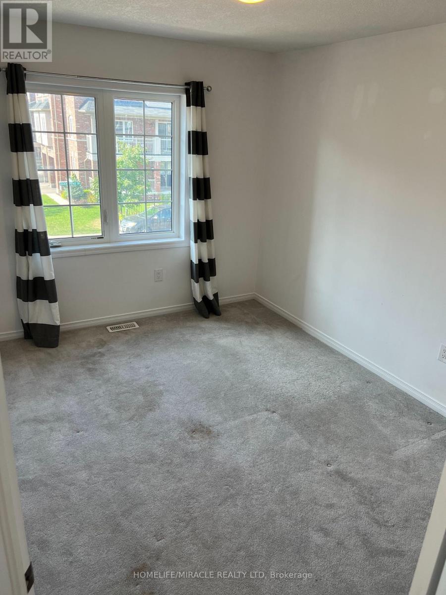 150 Golden Springs Drive, Brampton, Ontario L7A 4N7 - Photo 21 - W12617392