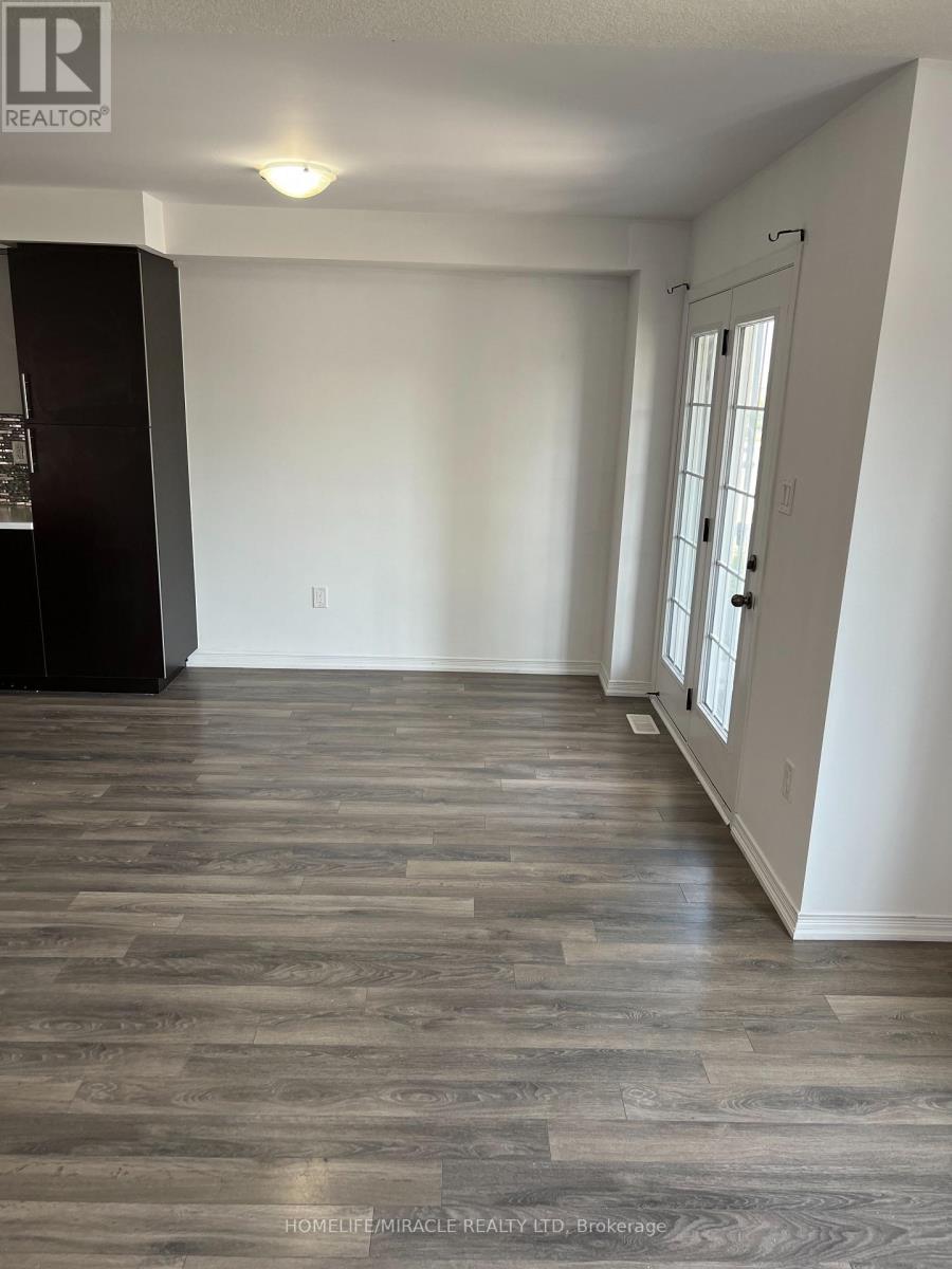 150 Golden Springs Drive, Brampton, Ontario L7A 4N7 - Photo 8 - W12617392