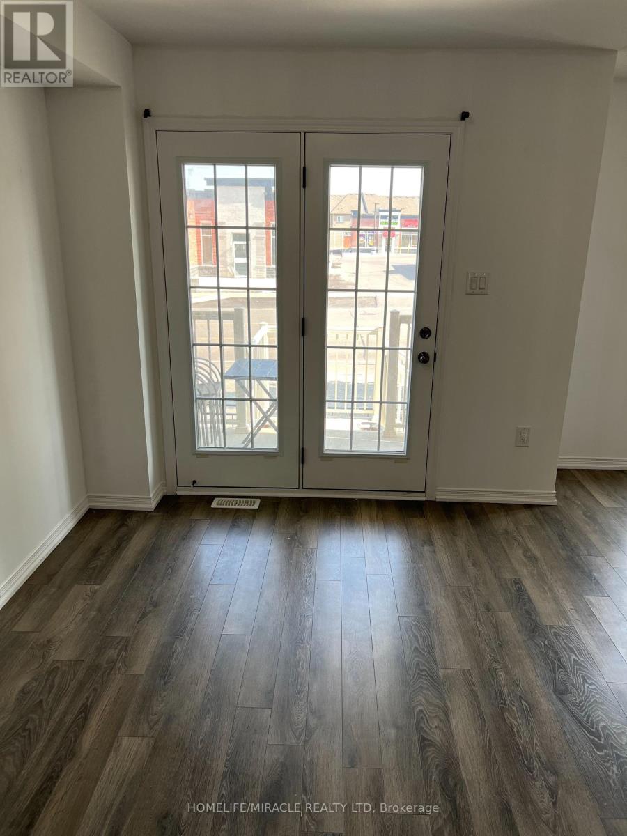 150 Golden Springs Drive, Brampton, Ontario L7A 4N7 - Photo 9 - W12617392