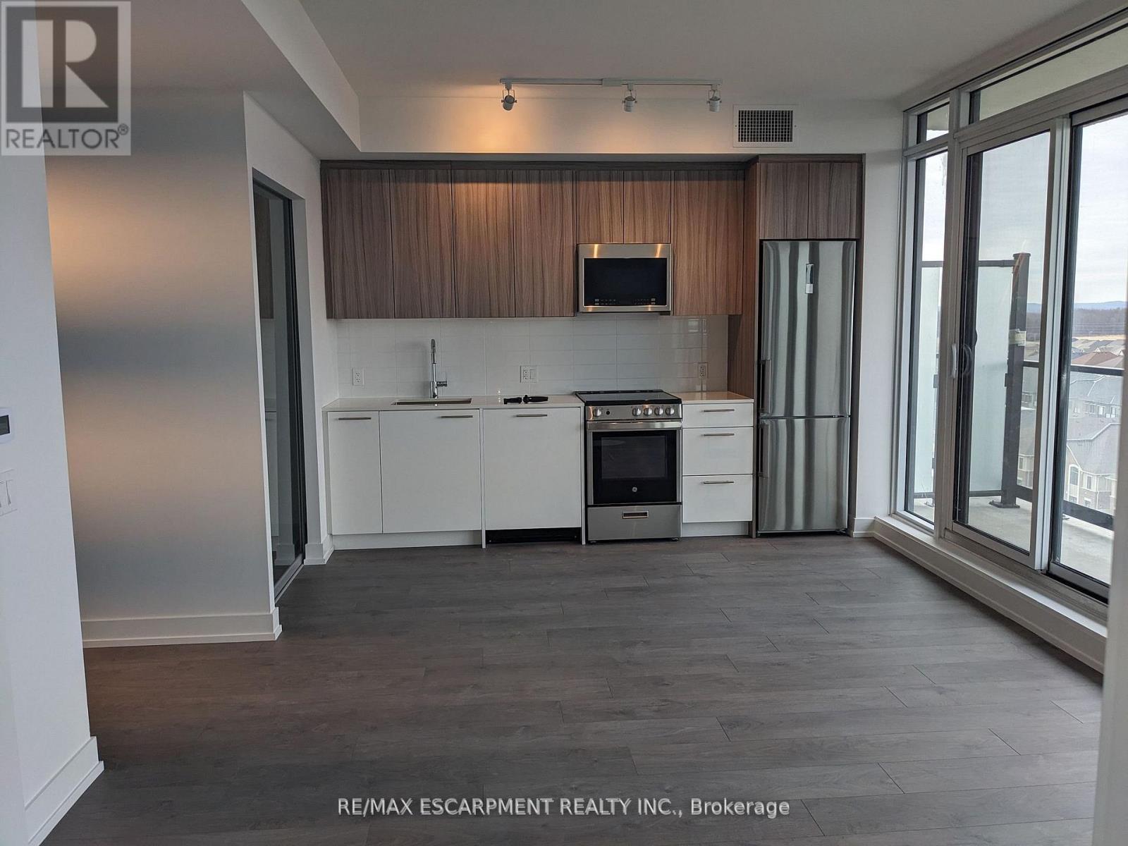 910 - 225 Veterans Drive, Brampton, Ontario L7A 5L7 - Photo 6 - W12617412