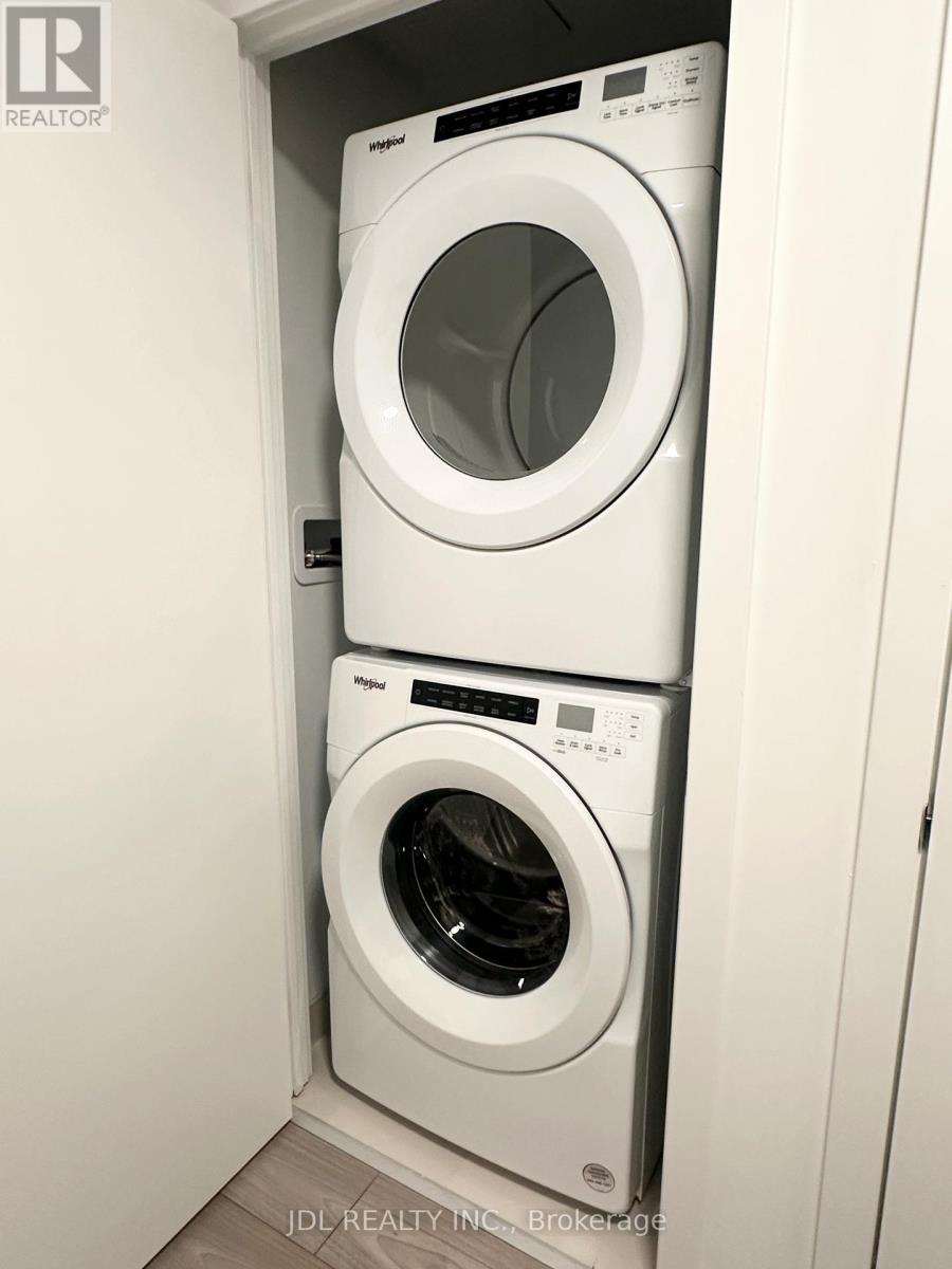 823 - 1007 The Queensway, Toronto, Ontario M8Z 0H4 - Photo 7 - W12617414