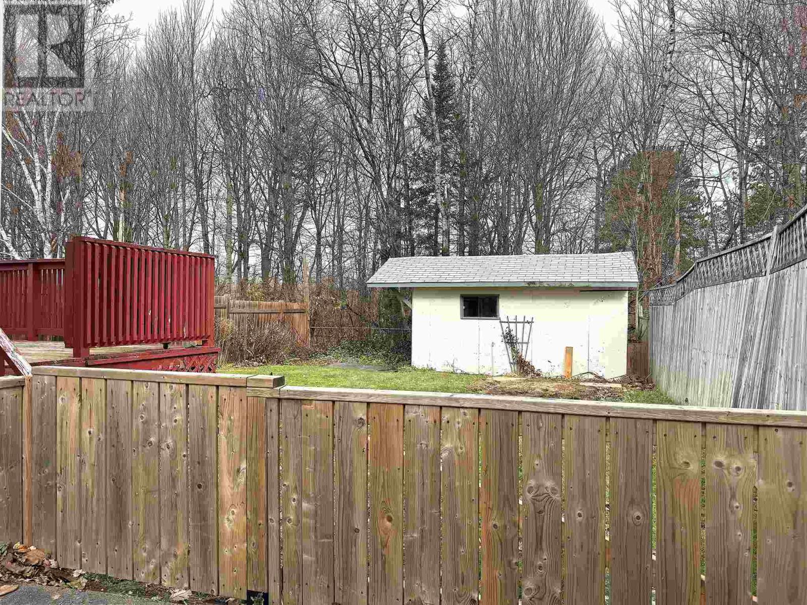 24 Muriel, Sault Ste. Marie, Ontario P6A 6X4 - Photo 26 - SM253267